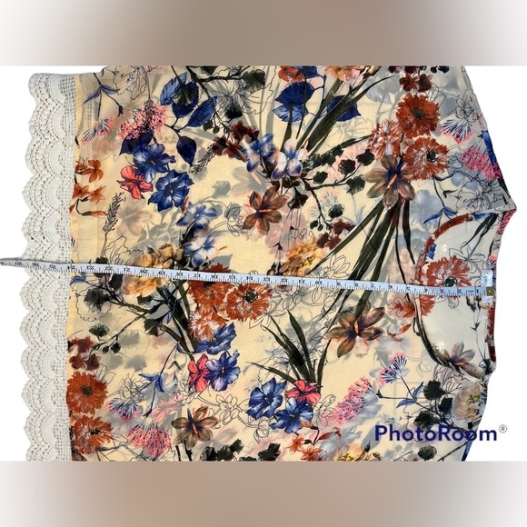 Floral Print Women's Top - Picture 10 of 13